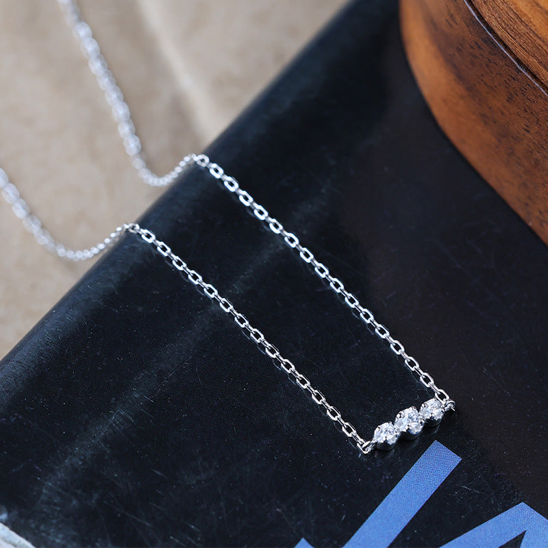 Three-diamond Mini Stud Water-drop Linked Bracelet