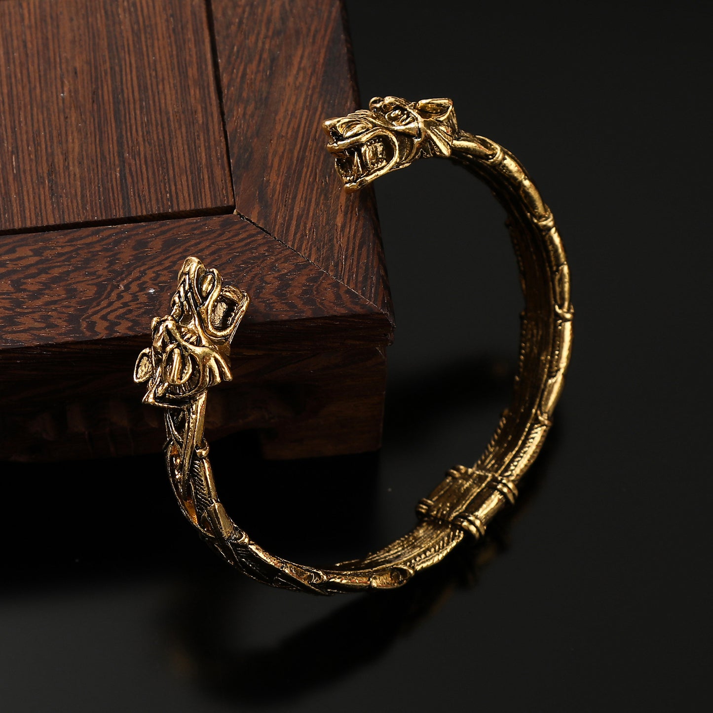 Punk-style Fashion-forward Versatile Bracelet