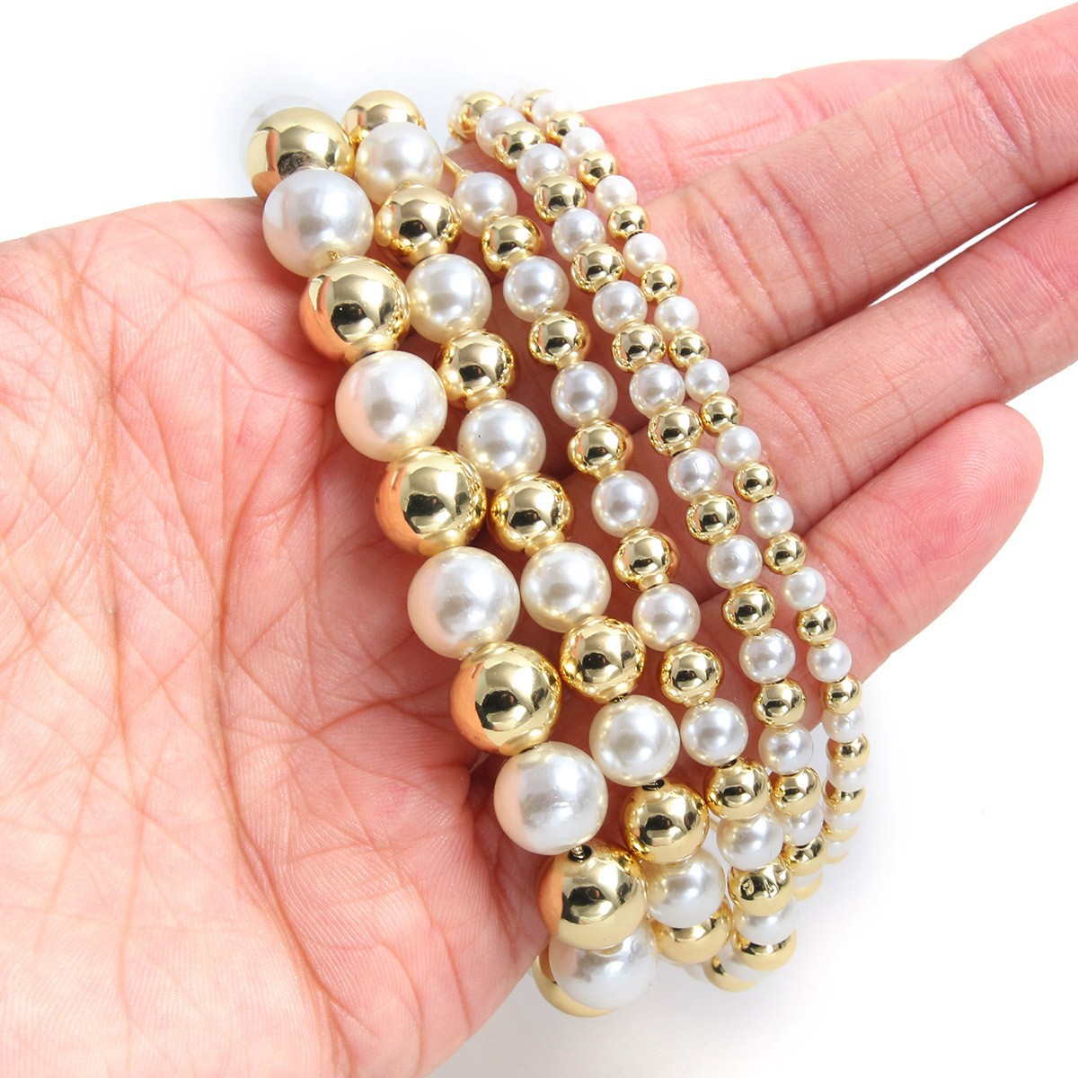Retro-style Pearl Bracelet With A Pull-chain Design Available In Multiple Sizes And Fully Adjustable