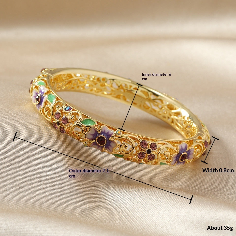 Openwork Filigree Gold-Plated Cheongsam Jewelry